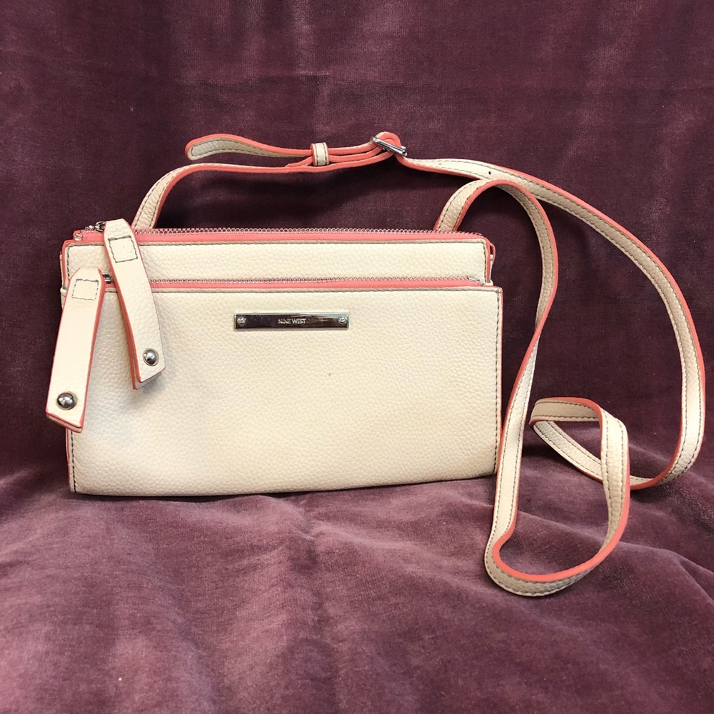 Nine West small purse
